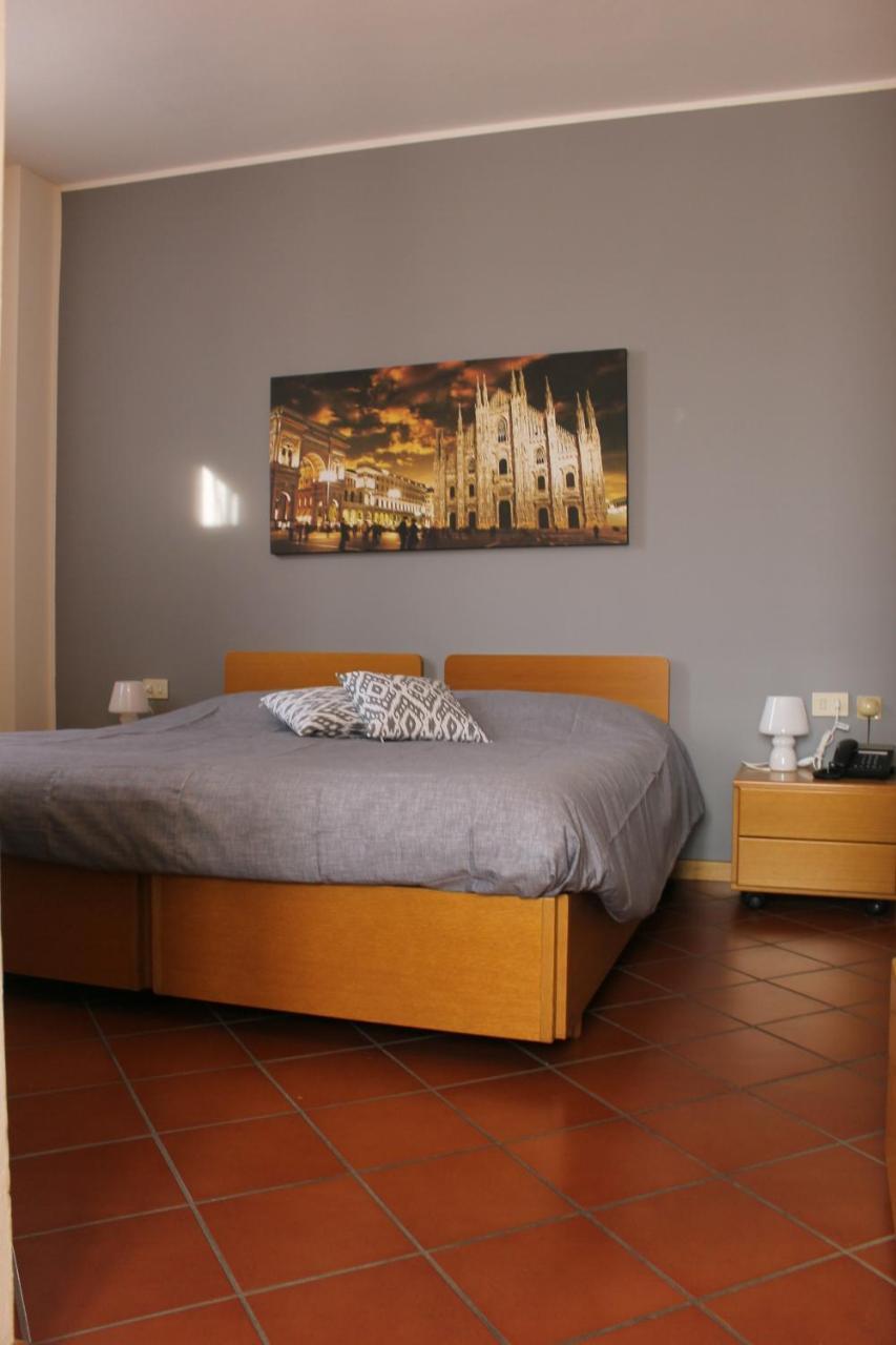 Albergo La Scaletta Cantù Екстериор снимка