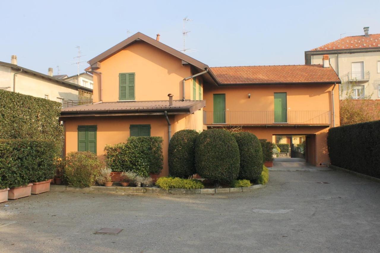 Albergo La Scaletta Cantù Екстериор снимка